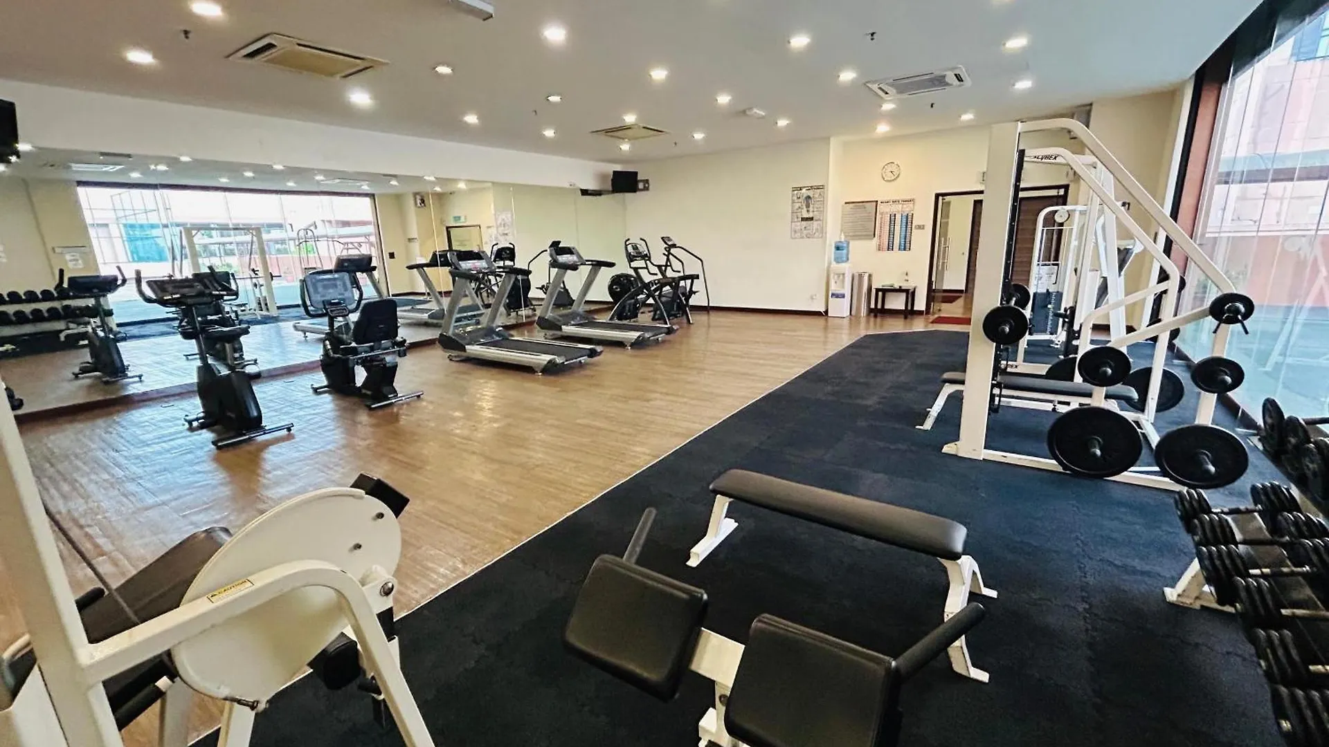 Times Square Service Suite At Kualalumpur Куала-Лумпур Апартаменты