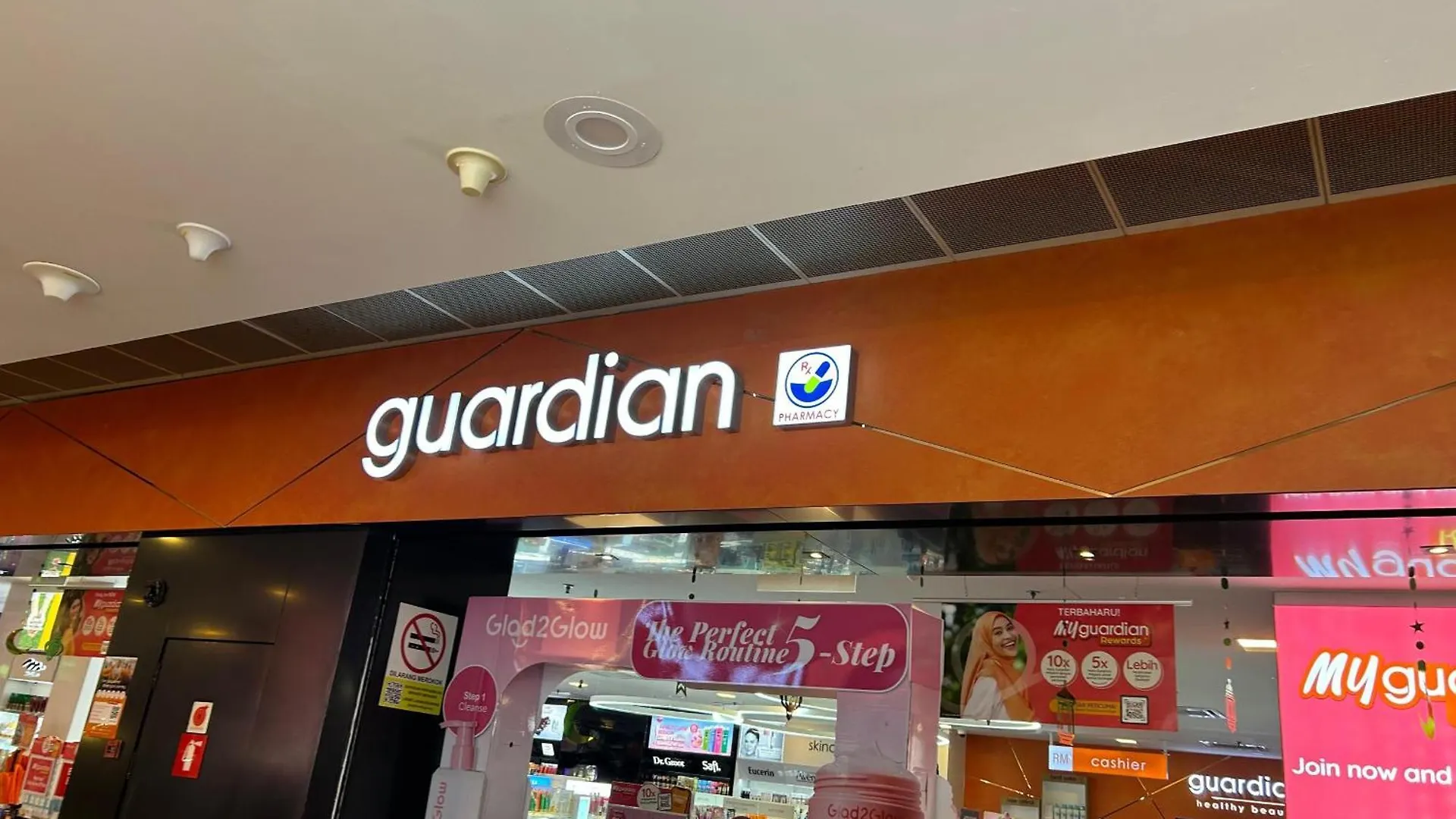 Апартаменты Times Square Service Suite At Kualalumpur Куала-Лумпур