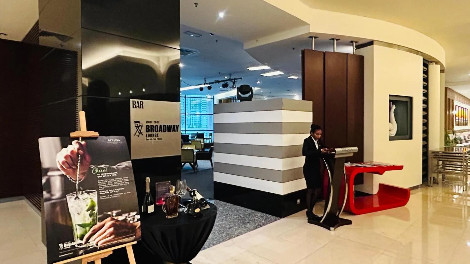 Times Square Service Suite At Kualalumpur Куала-Лумпур 0*,  Малайзия